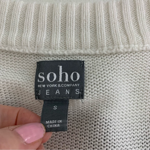 Soho Jeans New York & Company Lace-Up Front Colorblock Sweater Gray White S - Picture 6 of 6